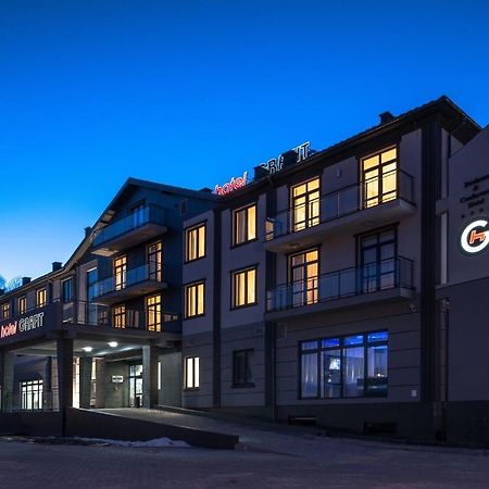 Hotel Grafit Kostomloty Pierwsze ภายนอก รูปภาพ